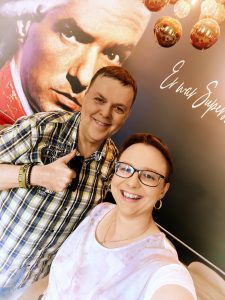 Thomas Schoo mit Anna Zofia Kaltner im Falcos Restaurant Wien – dort wurde besiegelt Buch schreiben mit Begleitung und zum Spiegel-Bestseller in Kooperation geschieht